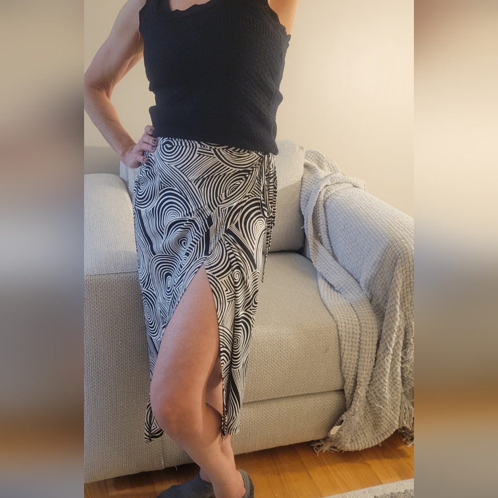 Bebe wrap around skirt.